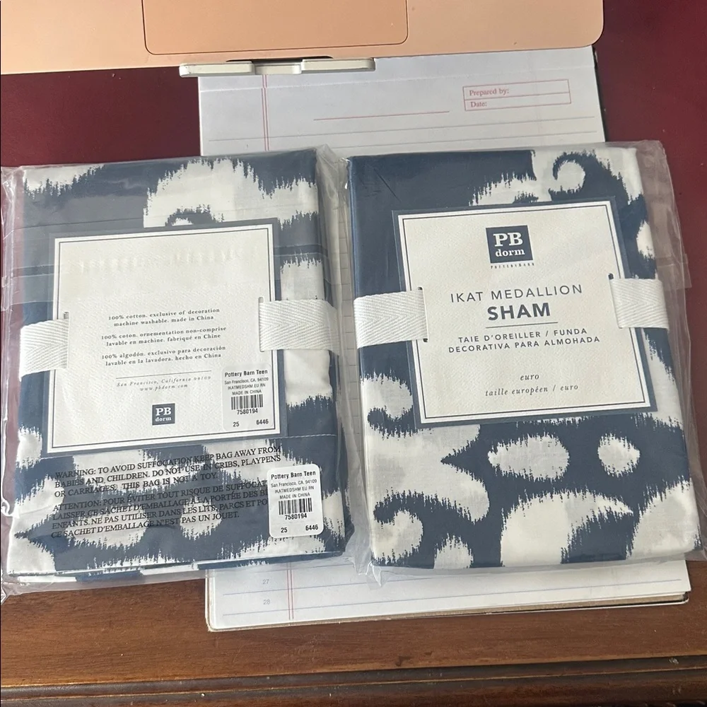 Pottery Barn PB Dorm Ikat Medallion Euro sham Navy and White  nwt